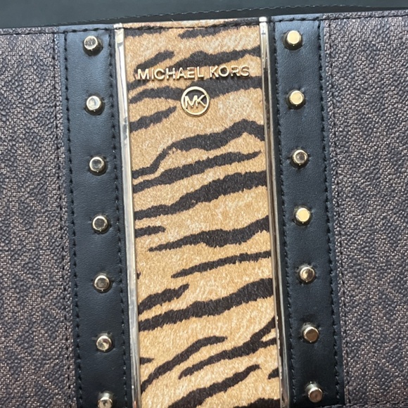 NWT Michael Kors Lg. Jet Set Crossbody/Soulder Bag. Calf Hair/Animal Print Front - Picture 13 of 16